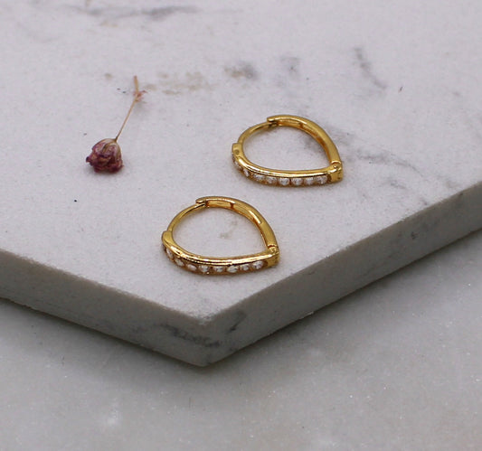 Dainty Heart Hoops