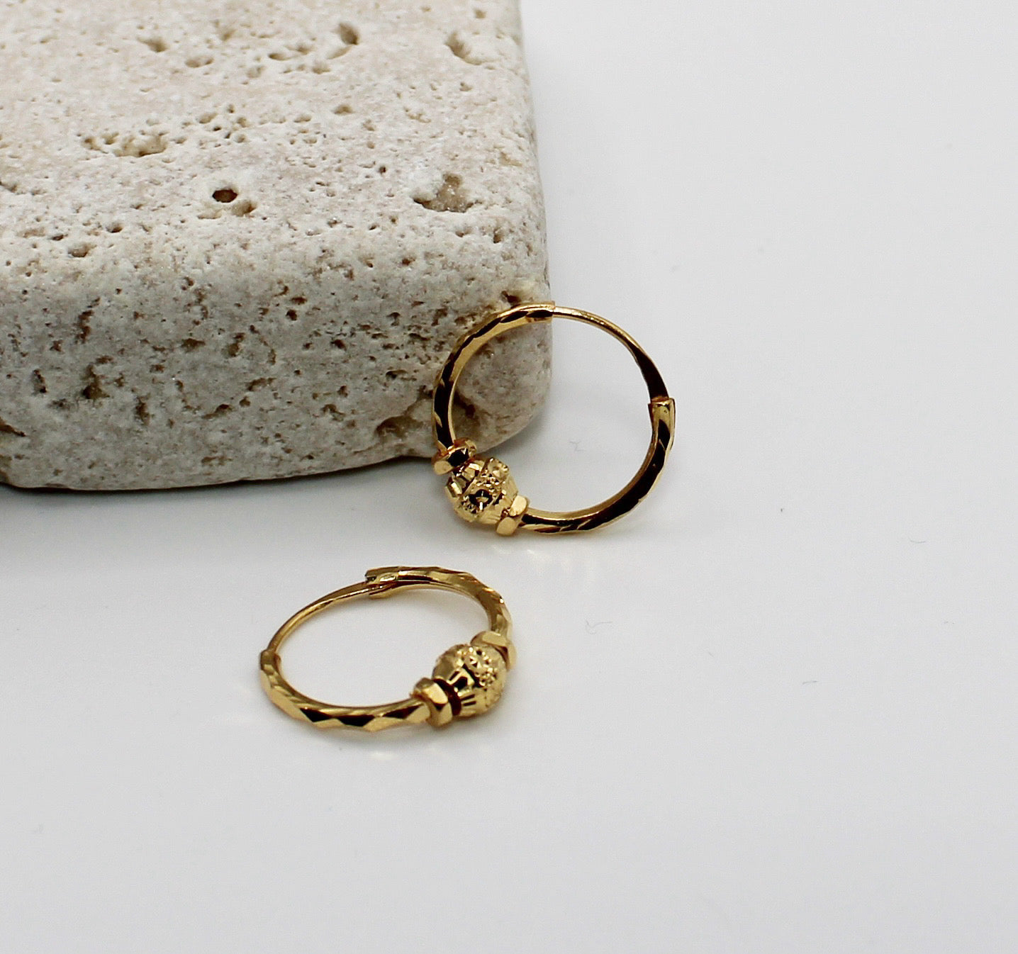 Small 22carat Hoops