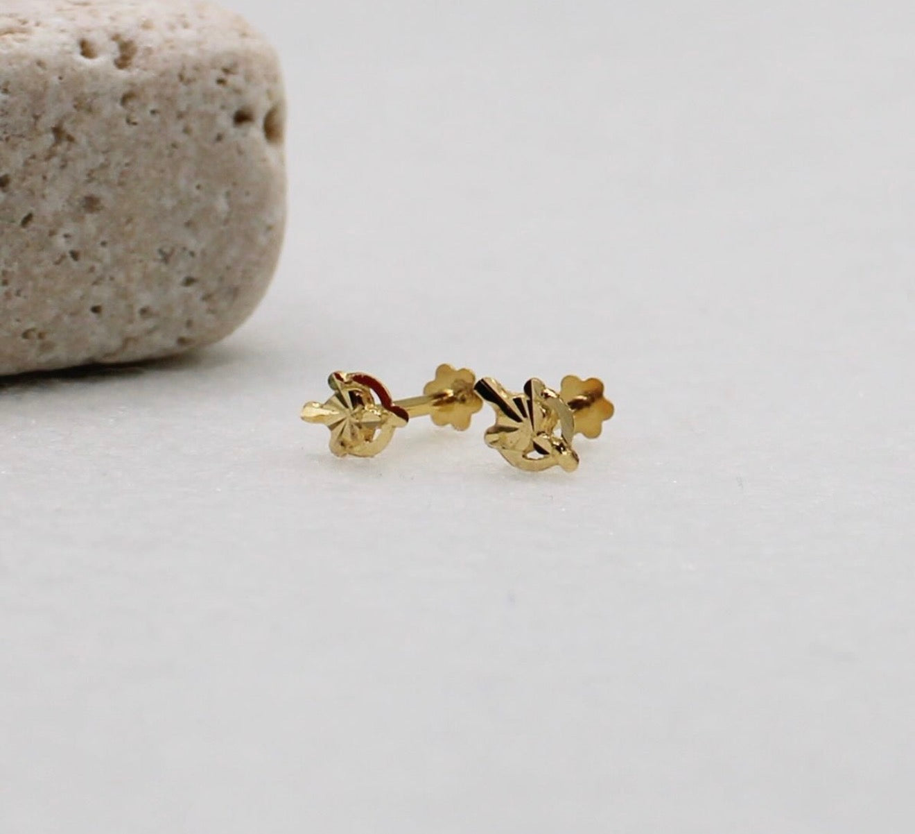 Small Songbird Studs | 18carat